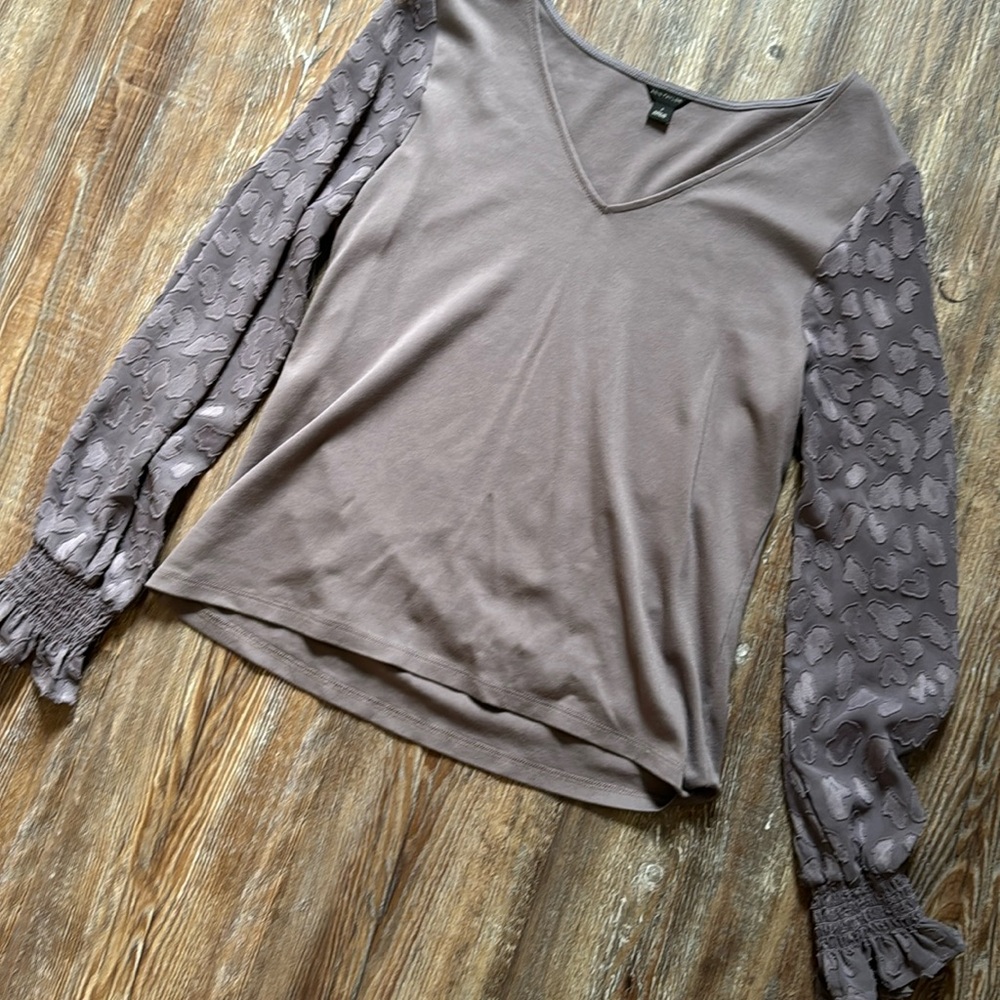 Grey Ann Taylor top with detailed sleeves